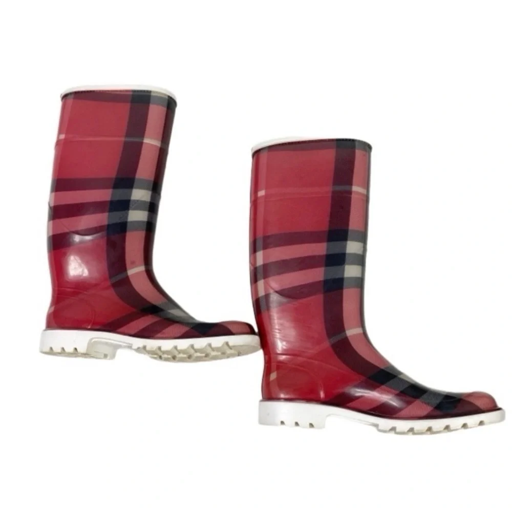 BURBERRY Check Rain Boots Red